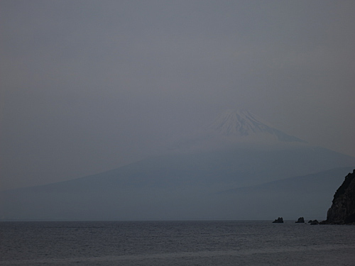 ダークな富士山