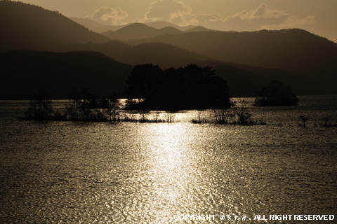 秋元湖の朝景 #2