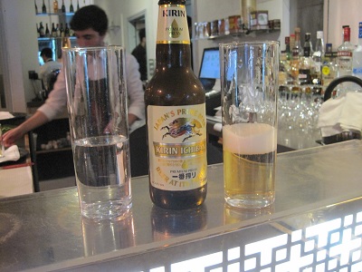 日本のビールが置いてあったので だんな君はそれをいただきました。
