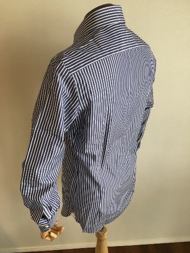 LUIGI BORRELLI（ルイジボレッリ）のセミワイドカラー・ドレスシャツ（LUCIANO）⑳