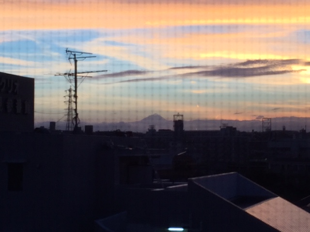 部屋からの富士山